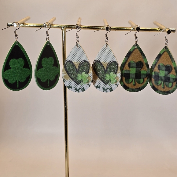 St.Patrick's Shamrock & Hearts Teardrop Earrings Set Of 3 $12 - Picture 2 of 3